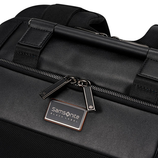 【SBL SIGNATURE UB1】15.6吋筆電後背包輕盈、耐用、防水且抗污 Samsonite Black Label新秀麗