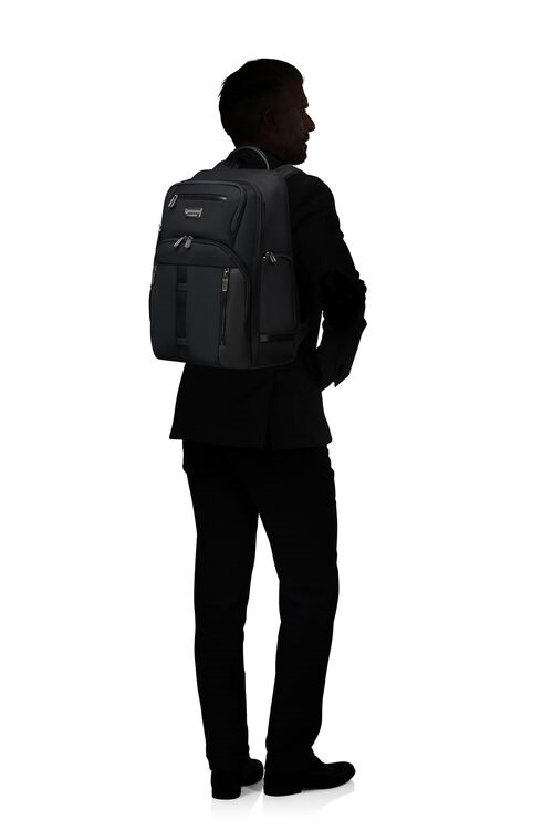 【URBAN-EYE DLX】UC4 15.6吋筆電後背包RFID筆電平板專屬收納客製化姓名吊牌 Samsonite新秀麗